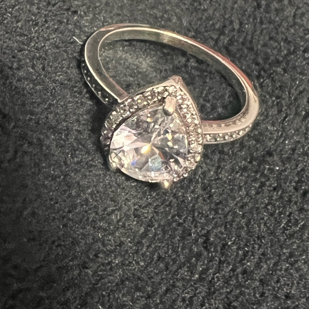 Pandora Elegant Silver Teardrop Ring Size 8.5